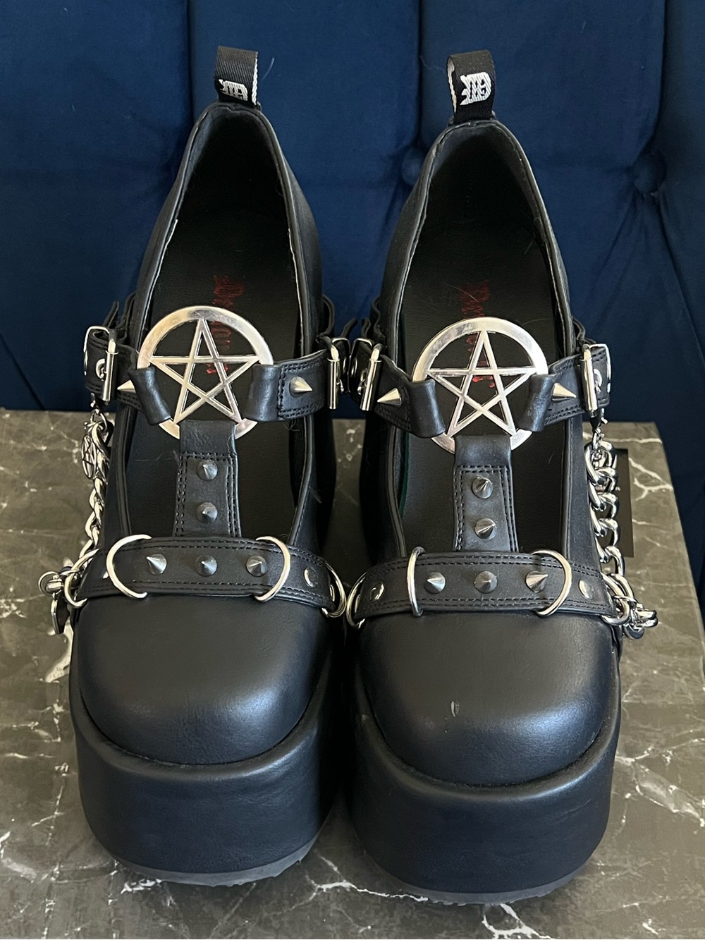 Demonia Camel 33 - W’s 10
